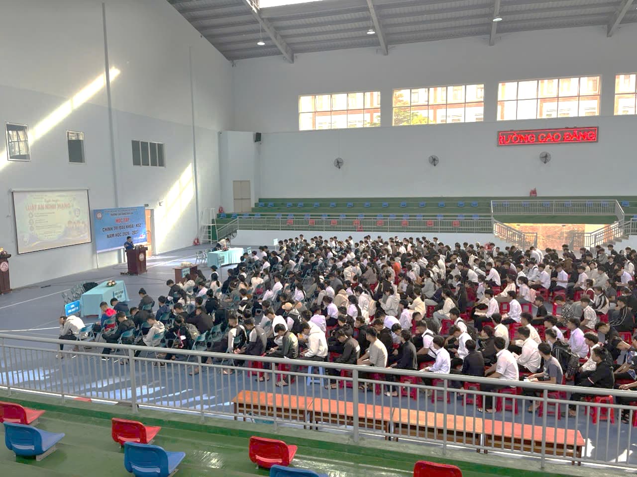 TRƯỜNG CAO ĐẲNG ĐẮK LẮK TỔ CHỨC HỌC TẬP CHÍNH TRỊ ĐẦU KHÓA K52 – ĐỢT 1
