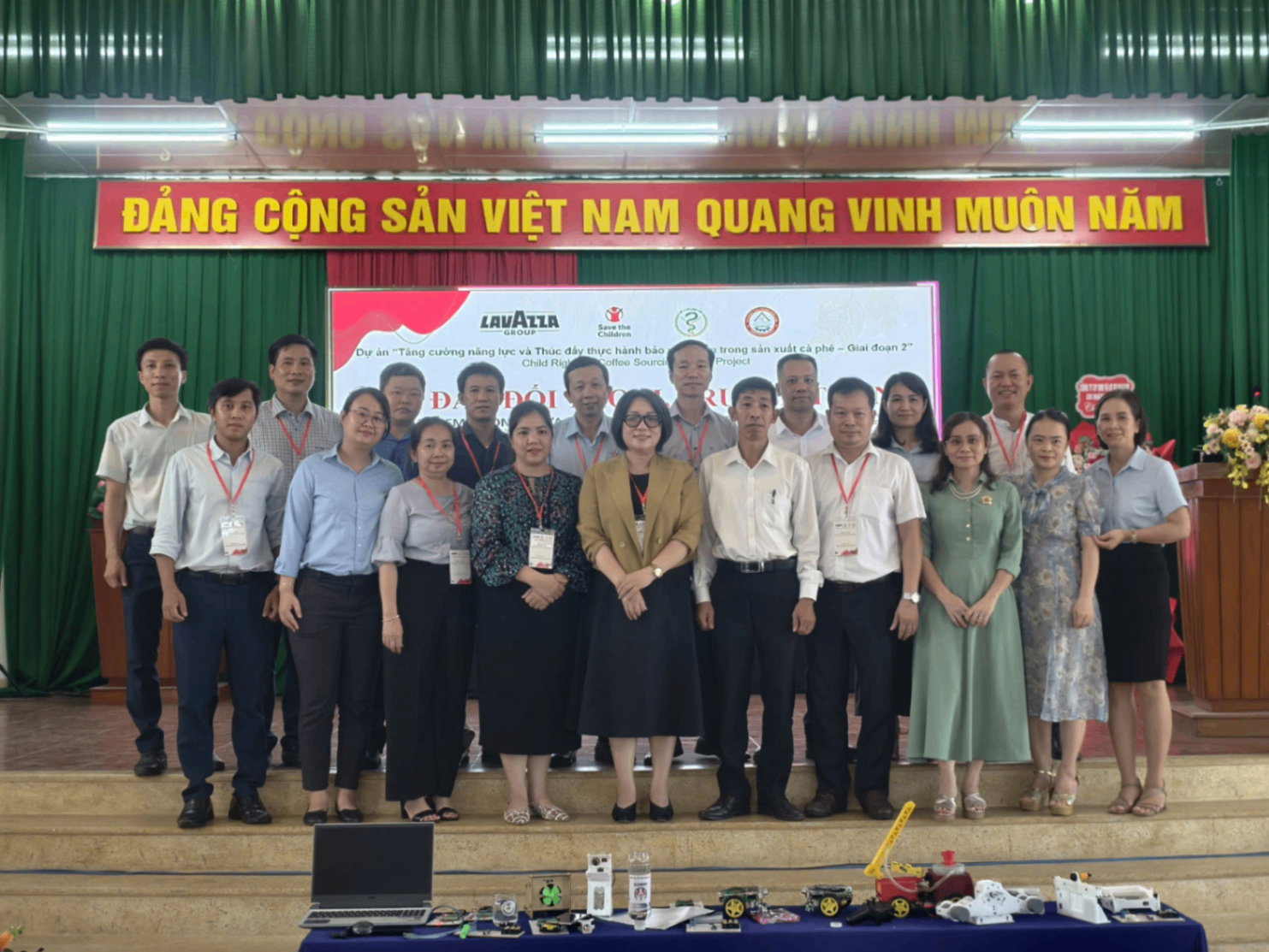 DIỄN ĐÀN ĐỐI THOẠI, TRUYỀN THÔNG VỀ QUYỀN TRẺ EM, AN TOÀN LAO ĐỘNG VÀ ĐỊNH HƯỚNG NGHỀ NGHIỆP TẠI TRƯỜNG CAO ĐẲNG ĐẮK LẮK